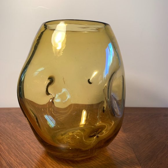 Blenko-style handblown glass Vase with dimples, Ombre, 8x4 inches - Picture 8 of 8